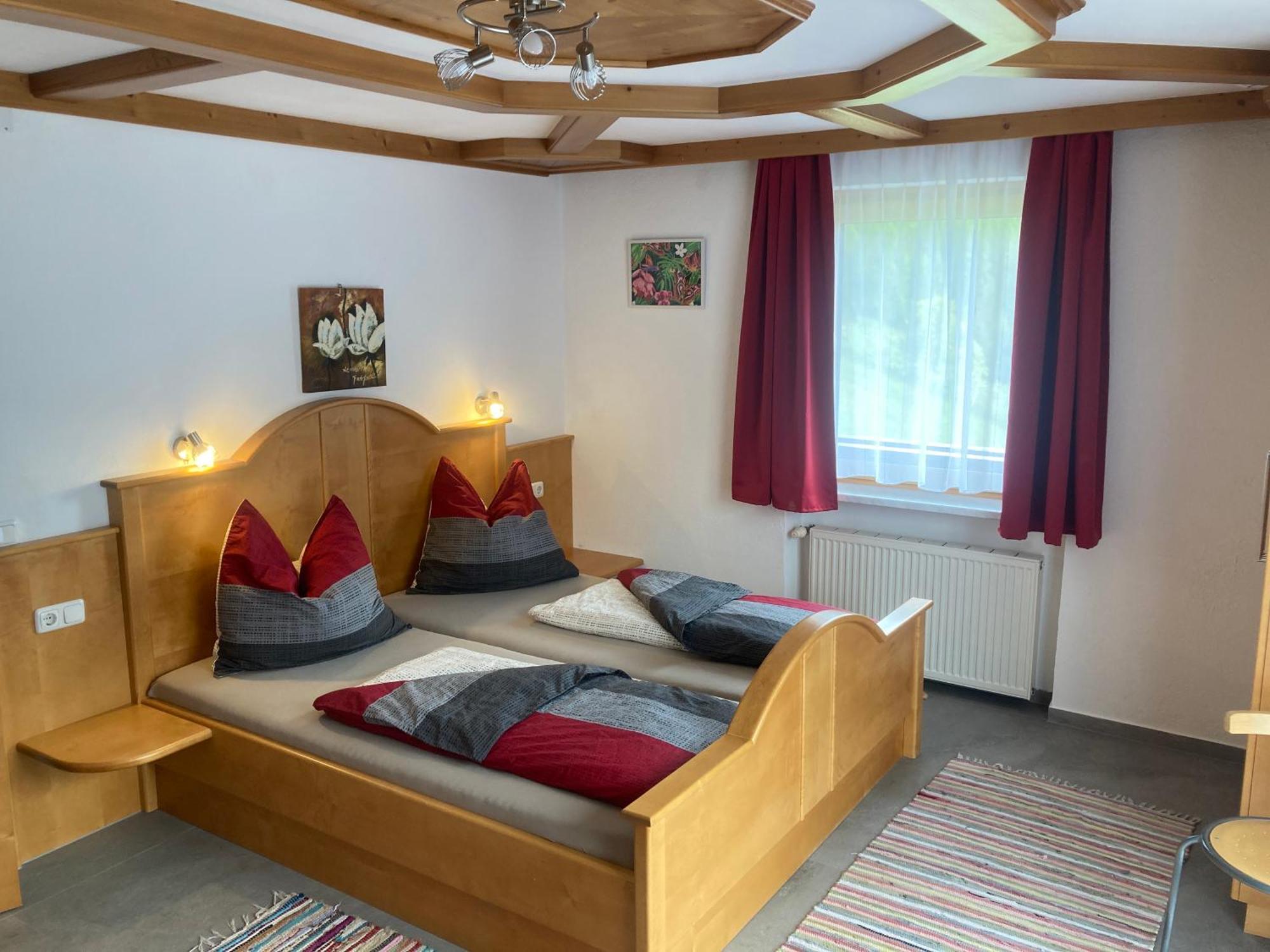 Ferienwohnung Kramserhof Heiligenblut Luaran gambar